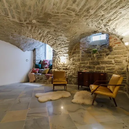 Appartamento Designer Old Town Wall *